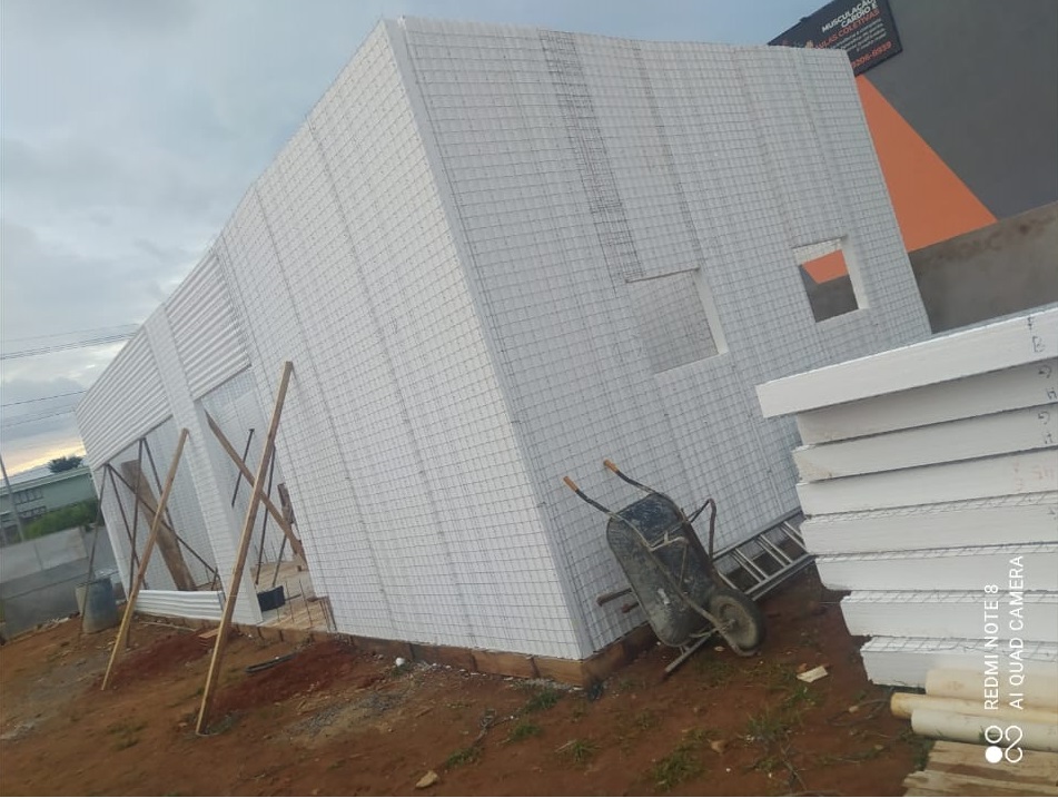Construção com painéis EPS — fachada externa